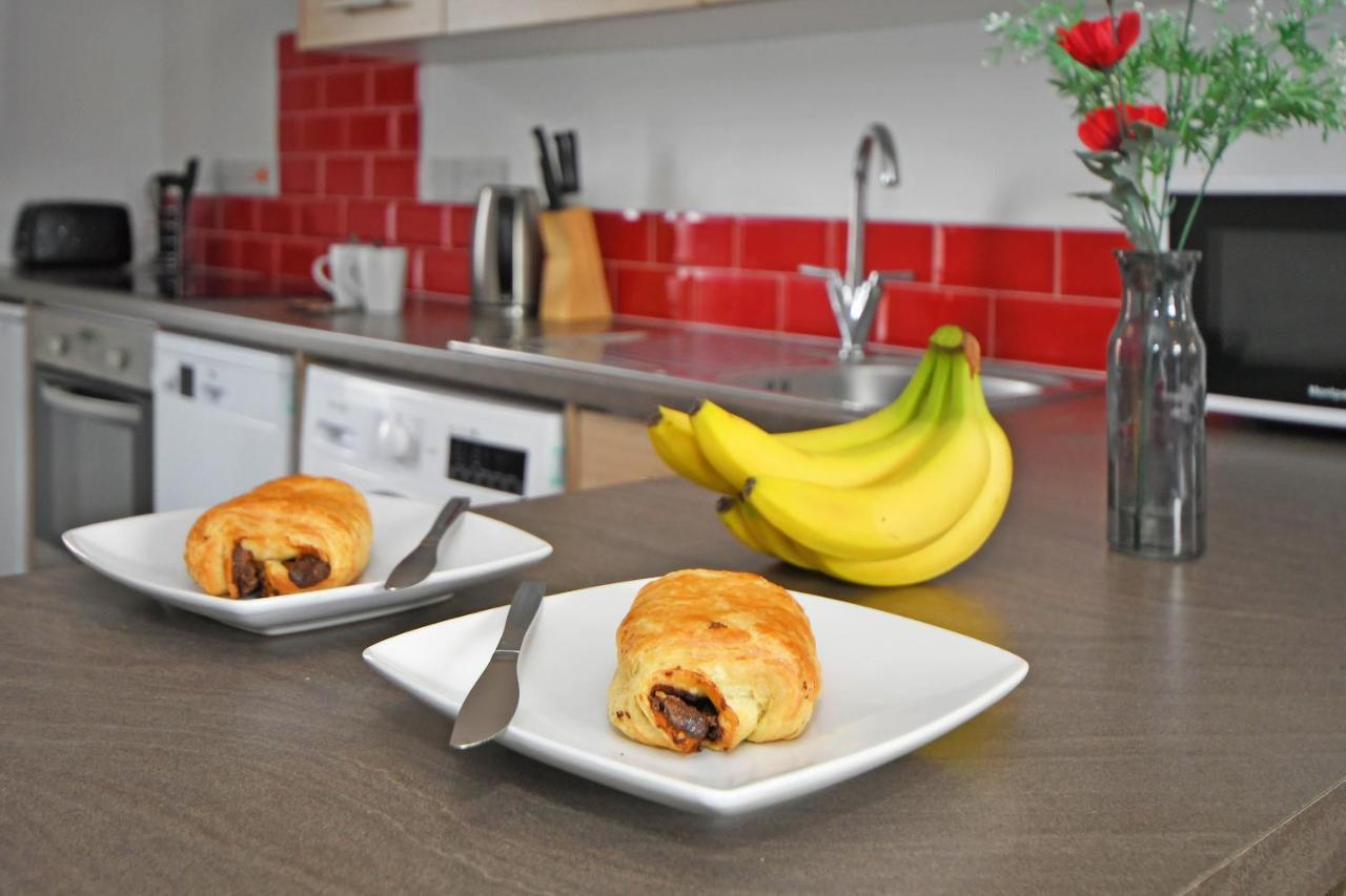 Smithfield Apartments By Yourstays - Gated Apartments With Private Car Park In City Centre Stoke-on-Trent Bagian luar foto